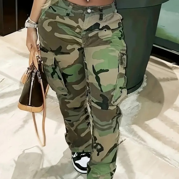 Be Seen Sales Pants - Camo Pants //